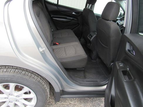 Used 2019 Chevrolet Equinox LT AWD/4WD image 18