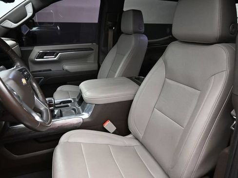 Used 2023 Chevrolet Silverado 1500 LTZ w/ LTZ Premium Package AWD/4WD image 13