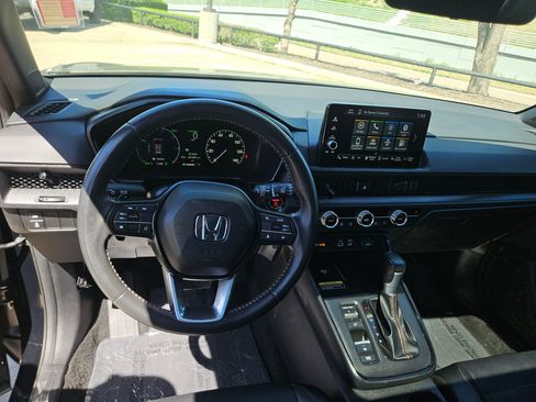 Certified 2024 Honda CR-V Sport-L image 17