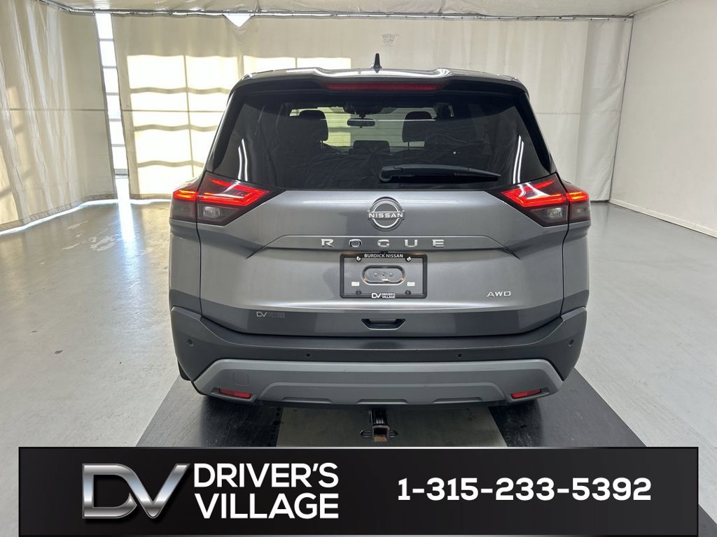 Used 2023 Nissan Rogue S AWD/4WD image 20