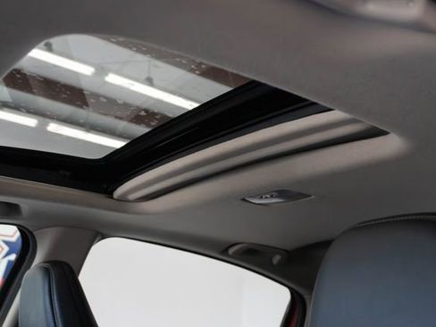Used 2019 Honda HR-V EX-L image 3