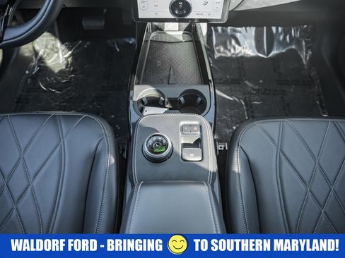 Used 2023 Ford Mustang Mach-E Select image 31