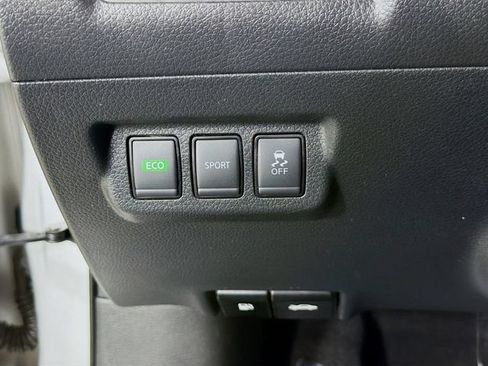 Used 2018 Nissan Sentra S FWD image 30