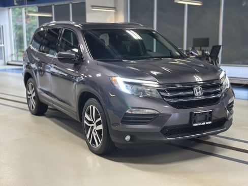 Used 2018 Honda Pilot Elite image 4