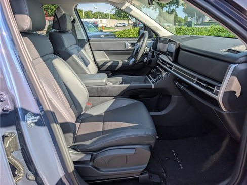 Used 2025 Hyundai Santa Fe XRT AWD/4WD image 11