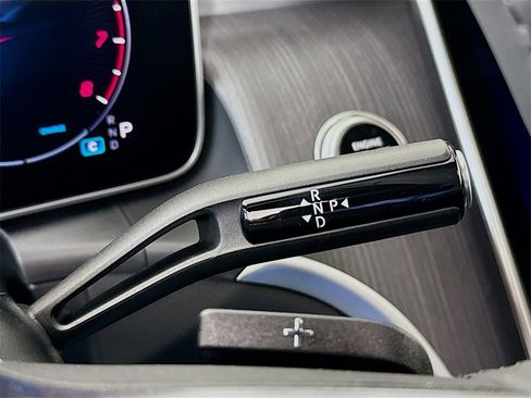 Used 2026 Mercedes-Benz GLC 300 4MATIC image 17