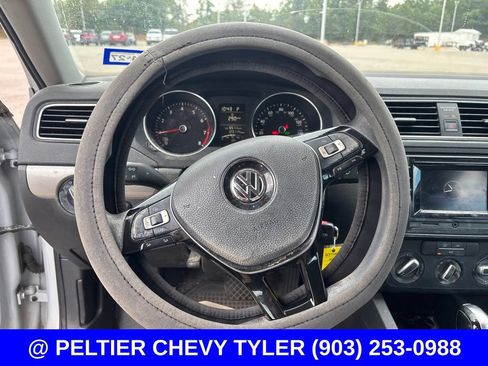 Used 2018 Volkswagen Jetta S FWD image 12