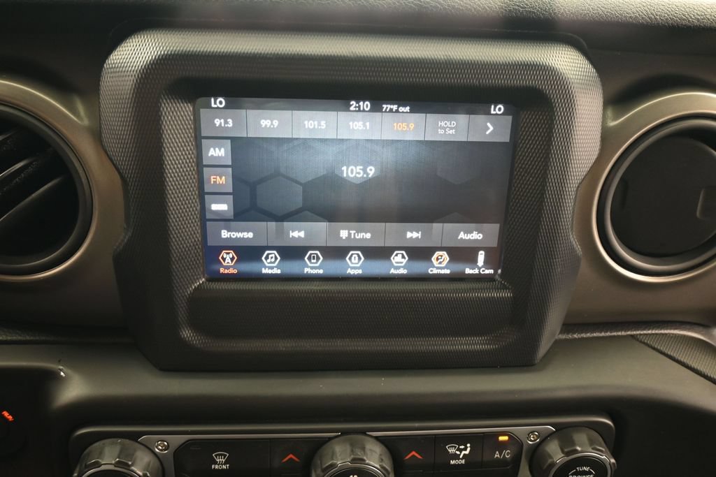 Used 2018 Jeep Wrangler Unlimited Sport S AWD/4WD image 22