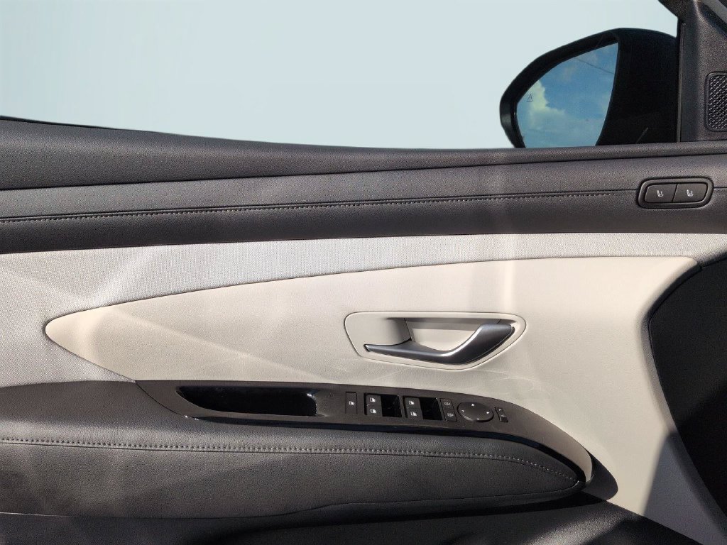 New 2026 Hyundai Tucson Limited FWD image 26