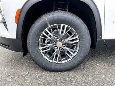 New 2026 Chevrolet Traverse LT w/ Driver Confidence Package image 7