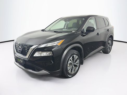 Used 2023 Nissan Rogue SV FWD image 3