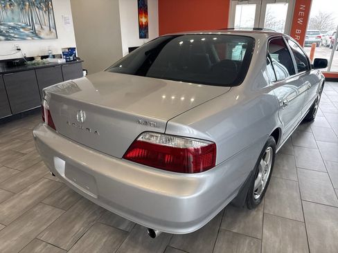 Used 2002 Acura TL w/ Navigation image 19
