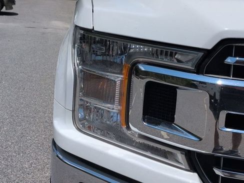 Used 2019 Ford F150 XLT w/ Equipment Group 302A Luxury AWD/4WD image 10