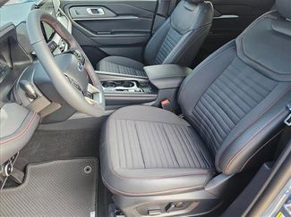 New 2026 Ford Explorer ST-Line w/ ST-Line Street Pack video 4