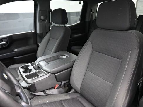 Used 2022 Chevrolet Silverado 1500 Custom RWD image 13