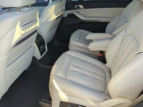 New 2026 BMW X7 xDrive40i w/ M Sport Package image 15