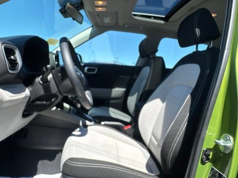Certified 2024 Hyundai Venue SEL FWD image 22