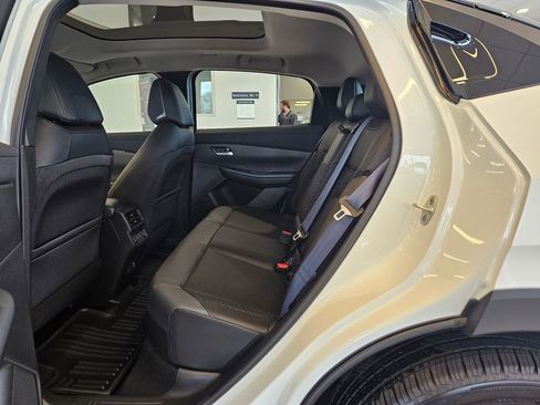 New 2026 Nissan Leaf Platinum+ w/ Cargo Package (Platinum+) image 27