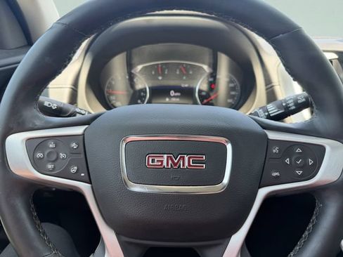 Used 2023 GMC Terrain SLT AWD/4WD image 35
