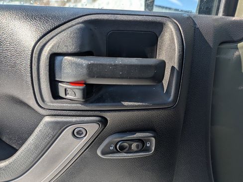 Used 2015 Jeep Wrangler Unlimited Sport w/ Quick Order Package 24S image 20