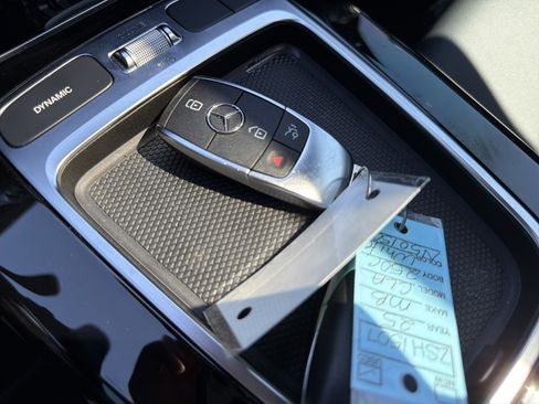 Used 2025 Mercedes-Benz CLA 250 image 38