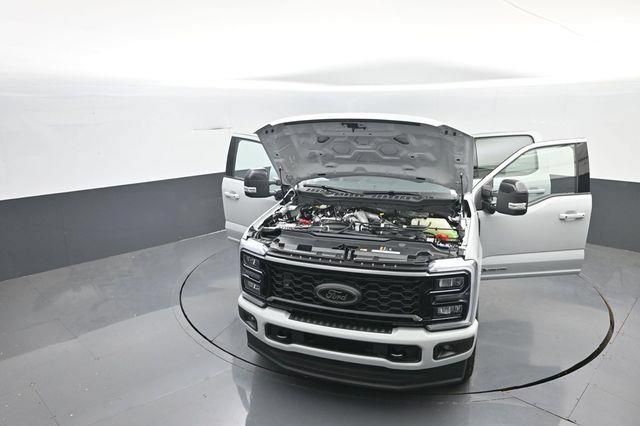 New 2026 Ford F250 Lariat w/ Black Appearance Package AWD/4WD image 41