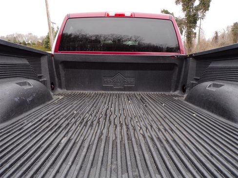 Used 2018 RAM 1500 Express image 41