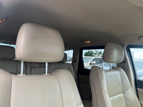 Used 2014 Jeep Grand Cherokee Limited RWD image 18