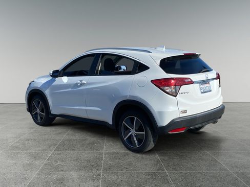 Used 2022 Honda HR-V EX image 3