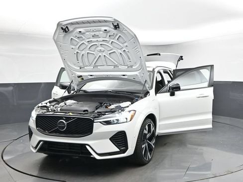 New 2026 Volvo XC60 T8 Ultra w/ Protection Package Premier AWD/4WD image 54