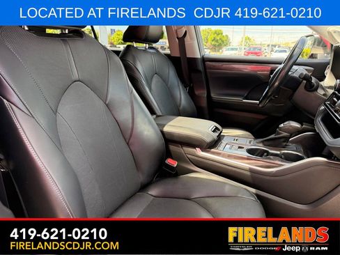 Used 2022 Toyota Highlander Limited AWD/4WD image 18