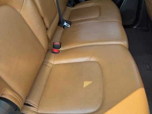 Used 2016 INFINITI QX80 4WD w/ Signature Edition Package image 10