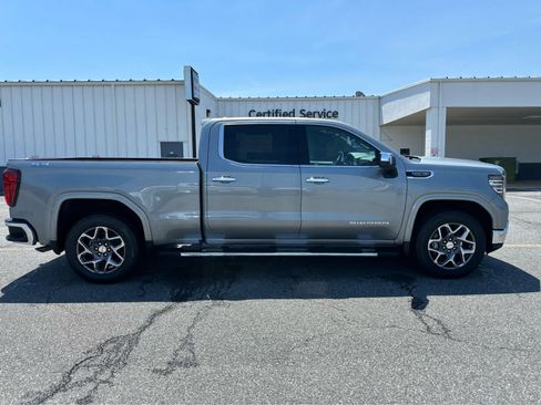New 2026 GMC Sierra 1500 SLT w/ SLT Premium Package AWD/4WD image 10
