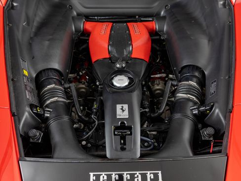 Certified 2021 Ferrari F8 Tributo RWD image 65