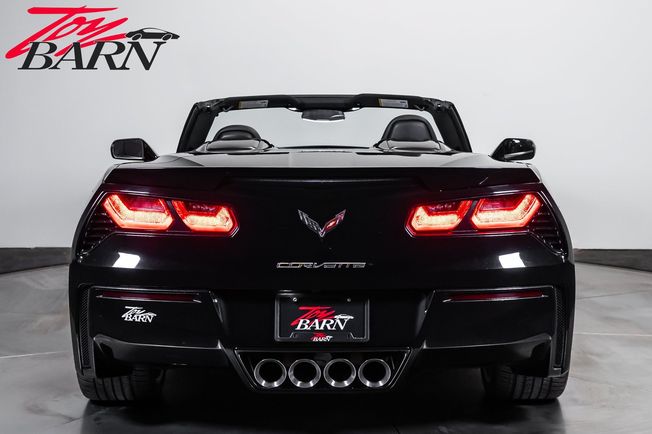Used 2014 Chevrolet Corvette Stingray Convertible w/ 3LT Preferred Equipment Group RWD image 4