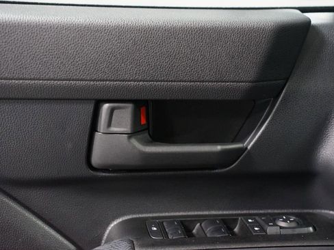 Certified 2025 Toyota 4Runner SR5 image 33