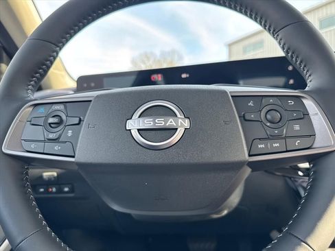 New 2026 Nissan Sentra SL w/ Floor Mat Package image 17