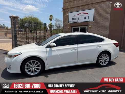 Used 2014 Toyota Avalon Limited FWD image 5