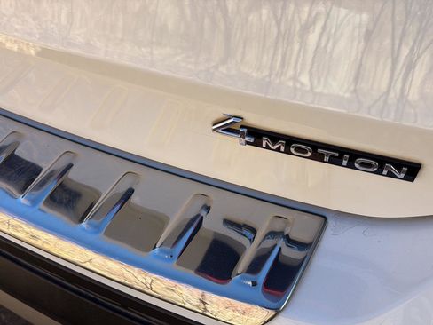 Used 2022 Volkswagen Taos SE image 5