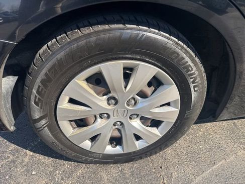 Used 2012 Honda Civic LX image 10