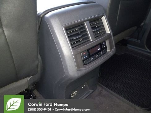 Used 2018 Volkswagen Atlas SEL image 27