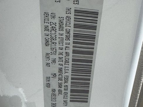 Used 2018 Chrysler Pacifica LX w/ Tire & Wheel Group image 31