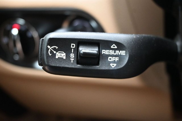 Used 2019 Porsche Macan AWD/4WD image 21