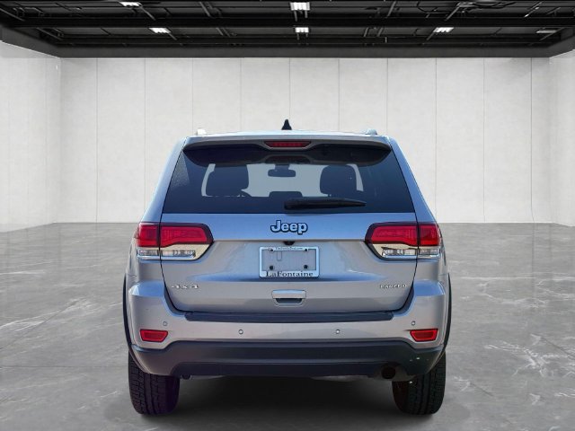 Certified 2020 Jeep Grand Cherokee Laredo w/ Security & Convenience Group AWD/4WD image 6