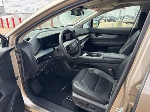 Used 2025 Nissan Murano SL AWD/4WD image 17