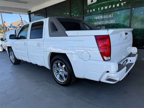 Used 2002 Chevrolet Avalanche 2WD image 6