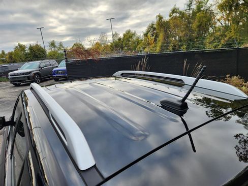 Certified 2024 Hyundai Venue SEL image 20