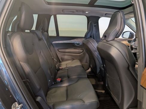 Used 2024 Volvo XC90 B5 Plus w/ Protection Package Premier image 33