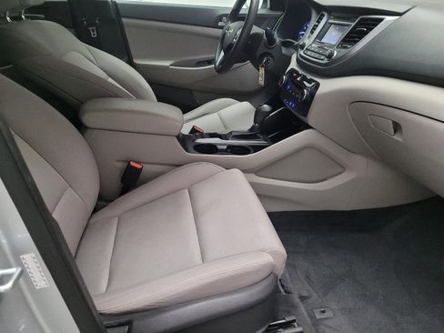 Used 2016 Hyundai Tucson SE image 21