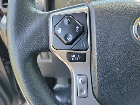Used 2020 Toyota 4Runner SR5 Premium w/ Moonroof Package AWD/4WD image 19